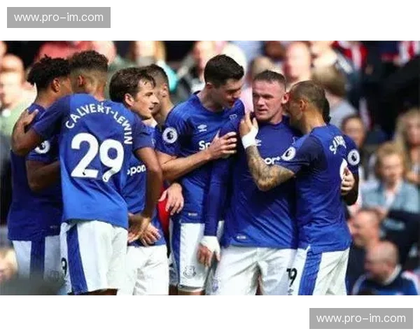 蓝色的坚守与铁锤的轰鸣：埃弗顿vs西汉姆，一场关于英超底蕴的灵魂肉搏