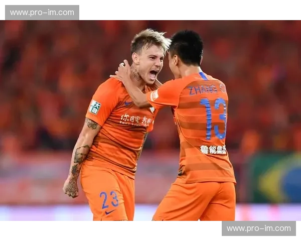 史诗对决：2014赛季鲁能与国安的巅峰之战，谁主沉浮？